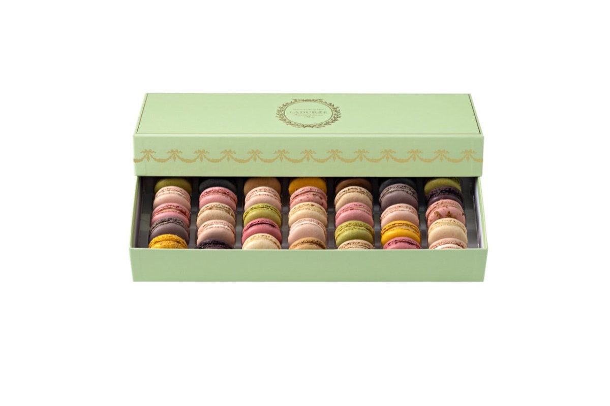 Macaron Empty Box | Exquisite Wine & Alcohol Gift Delivery Toronto Canada | Vyno